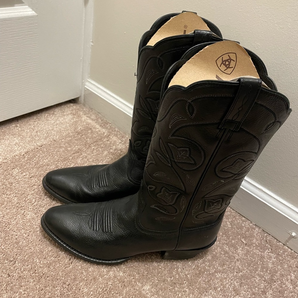 Size 9.5 Black Ariat Heritage Round Toe Western Boots - Women's Leather Cowgirl